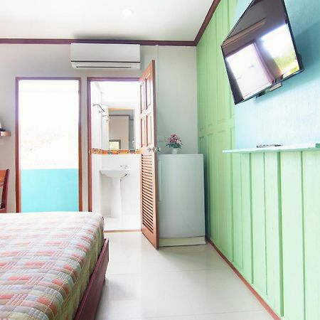Kamala Beach Residence Esterno foto