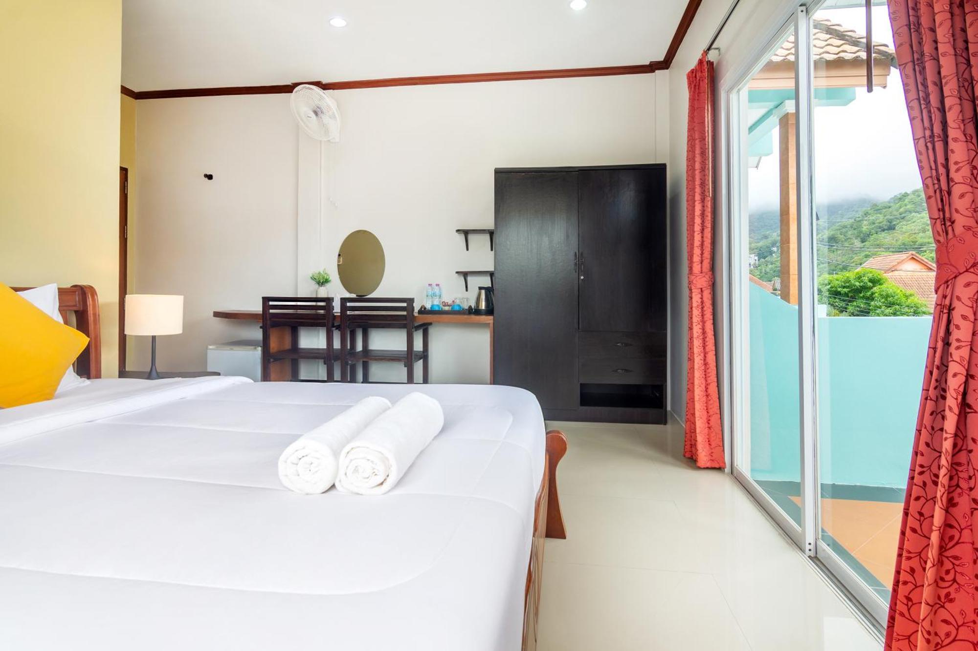 Kamala Beach Residence Esterno foto